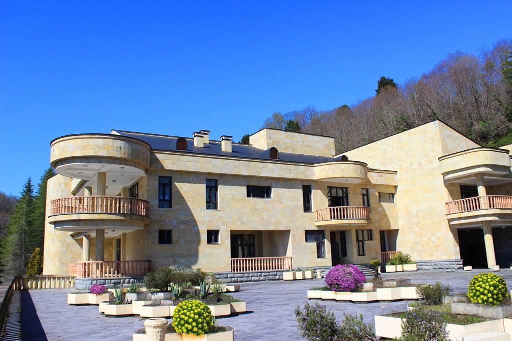Резиденция Президента В Мюссере Myussera Exterior photo